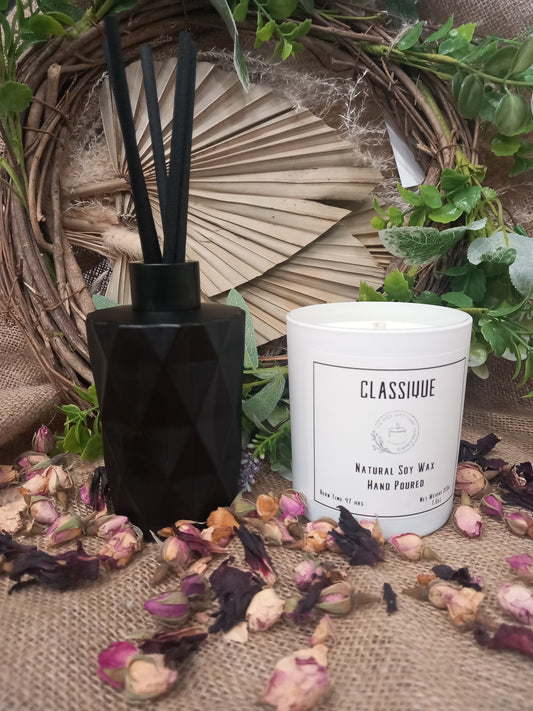 Luxurious Mother's Day Gift Box - Classique Candle and Reed Diffuser